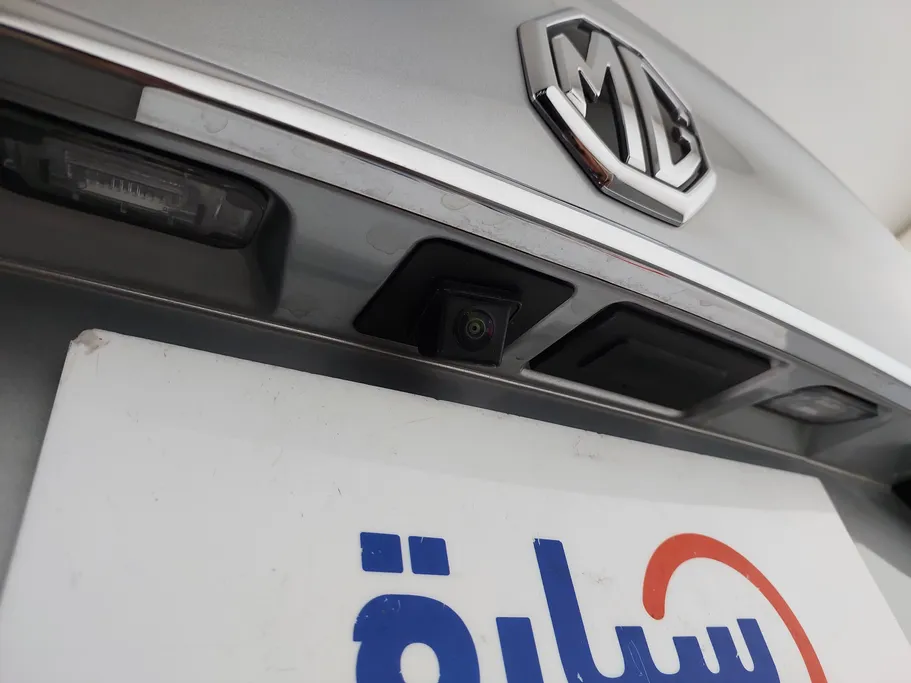 ام جي 5 STD 2023 