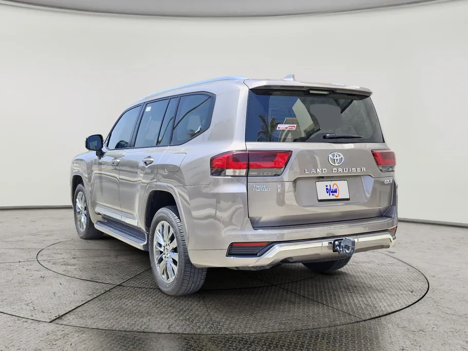 2025 Toyota Land Cruiser GXR4 