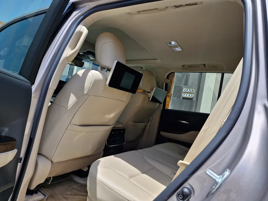 2025 Toyota Land Cruiser GXR4 