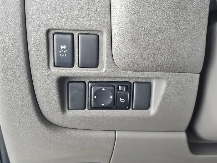 2022 Nissan Sunny SV 