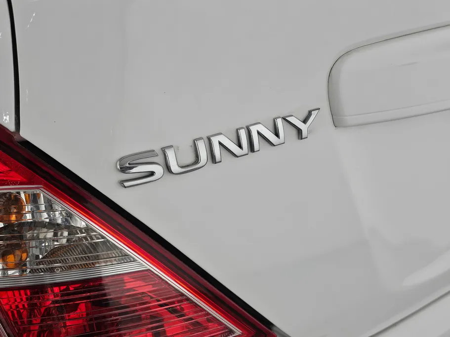 2022 Nissan Sunny SV 