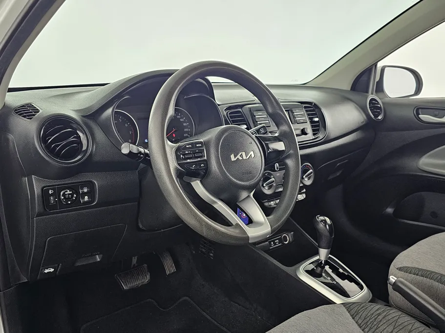 2022 Kia Pegas LX 