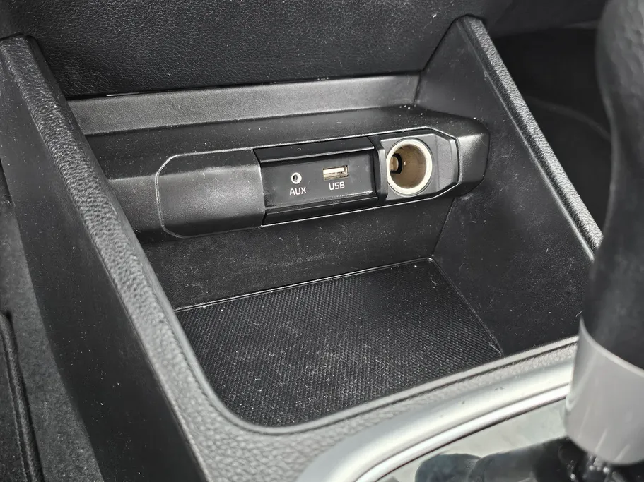 2022 Kia Pegas LX 