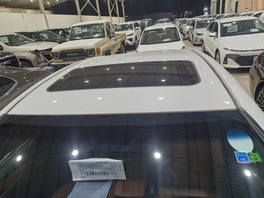 تويوتا كامري E Plus HEV 2025 