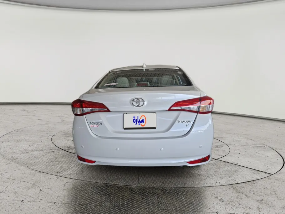 2022 Toyota Yaris  Y 