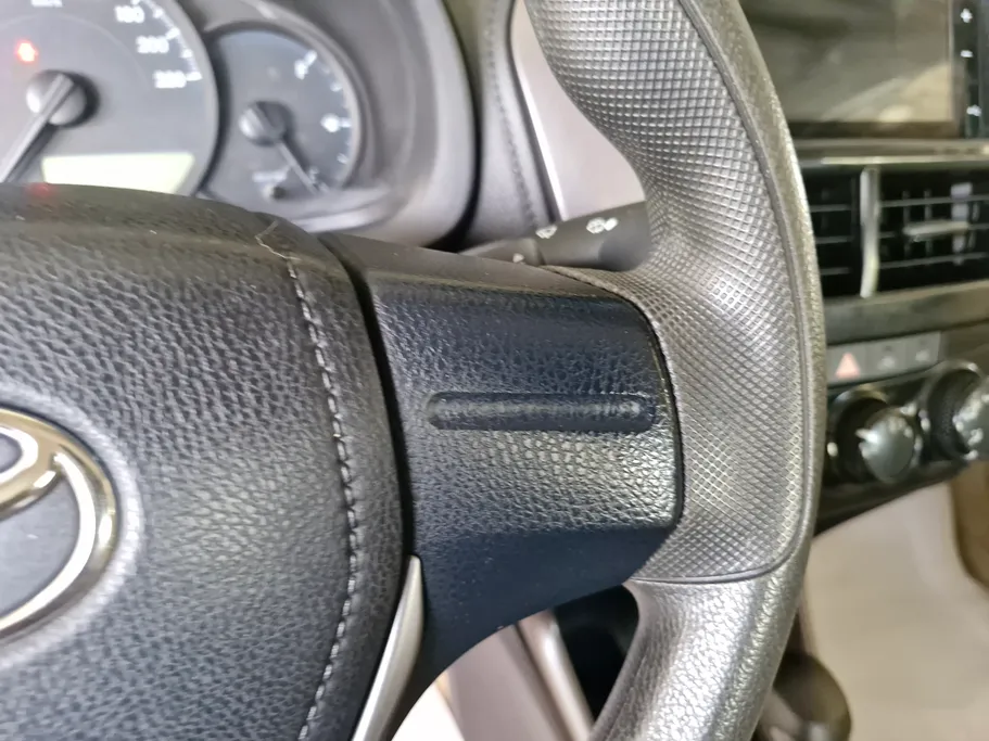 2022 Toyota Yaris  Y 