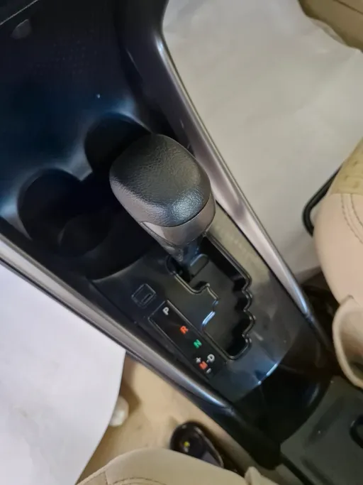 2022 Toyota Yaris  Y 