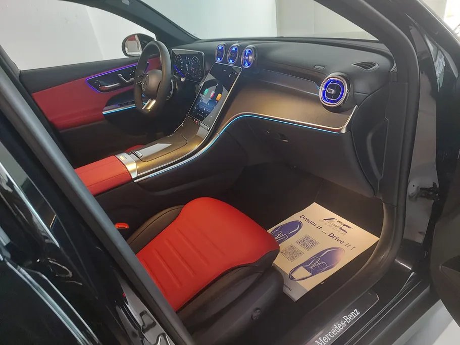 2026 Mercedes GLC 300 
