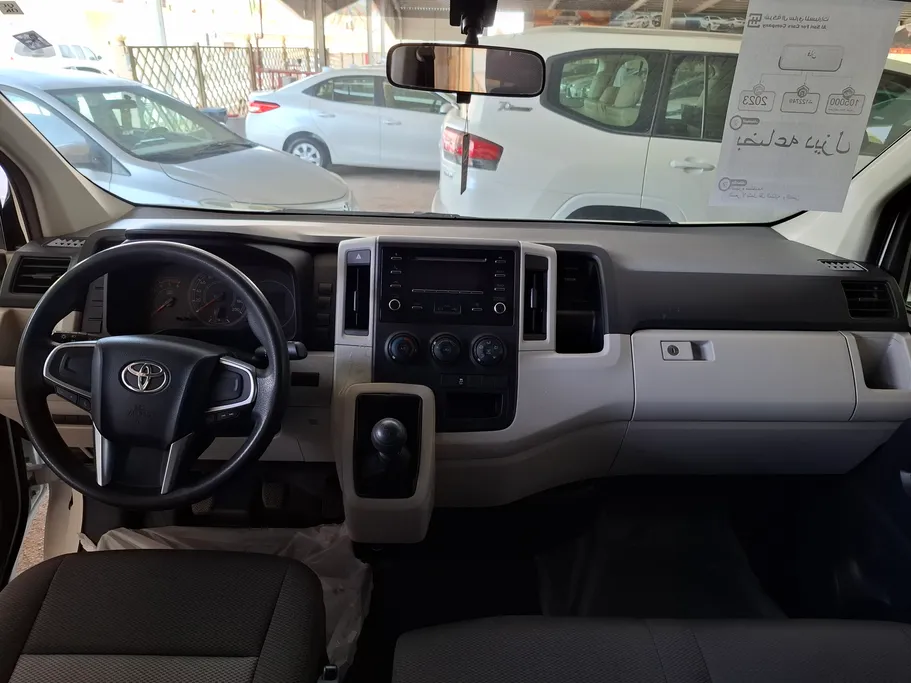 2023 Toyota Haice فان بضاعه 
