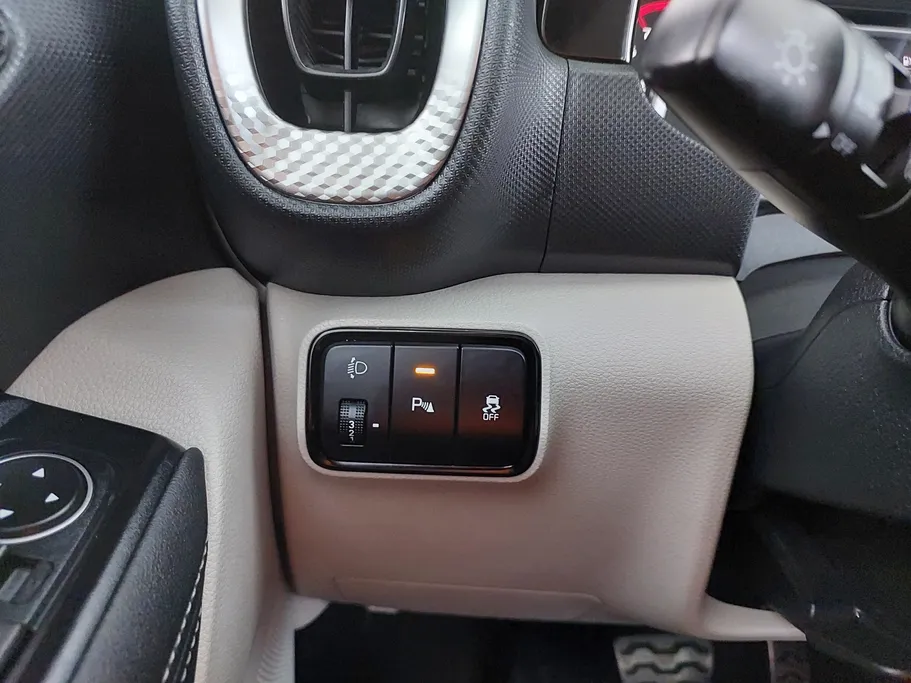 2023 Kia SONET EX 