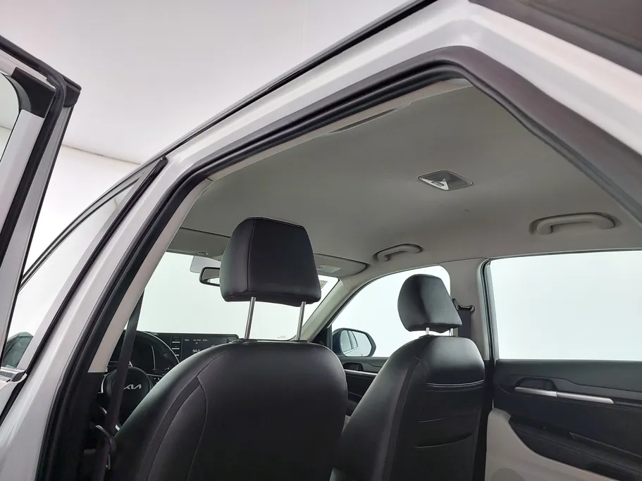 2023 Kia SONET EX 