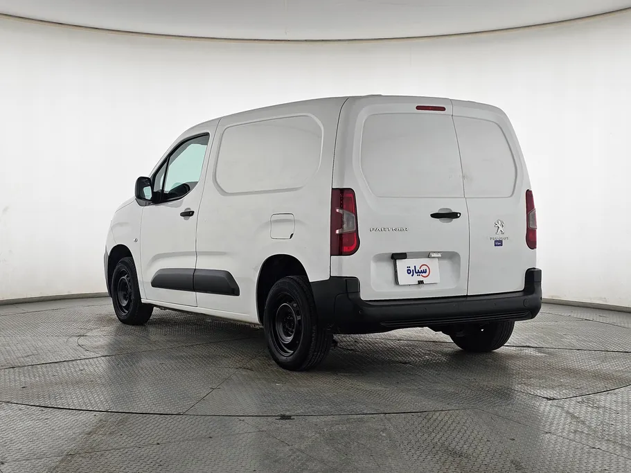 بيجو بارتنر Short van 2021 