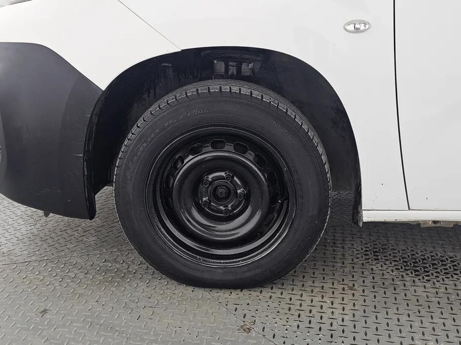 بيجو بارتنر Short van 2021 