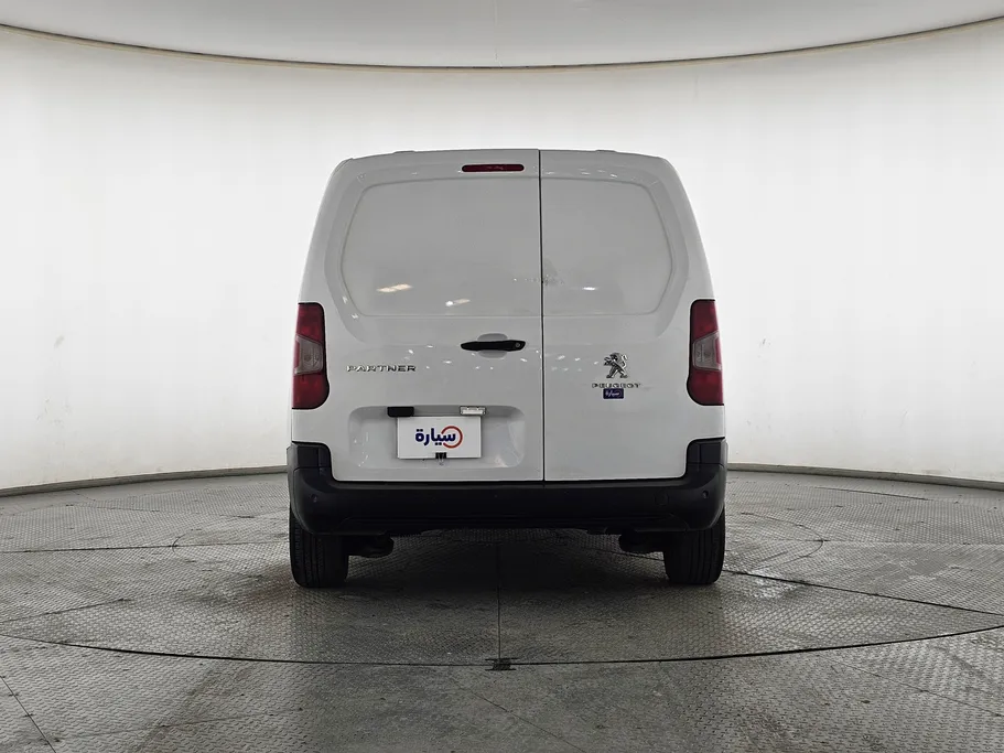 بيجو بارتنر Short van 2021 