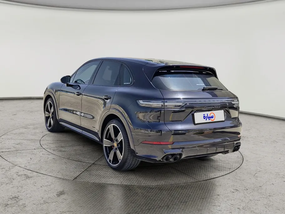 2022 Porsche Cayenne GTS 