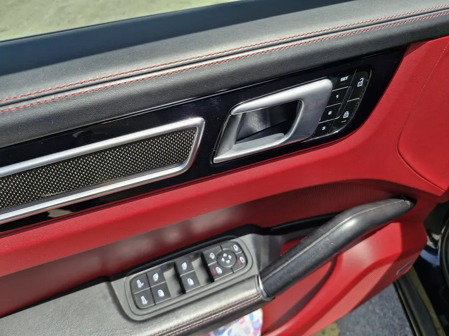 2022 Porsche Cayenne GTS 