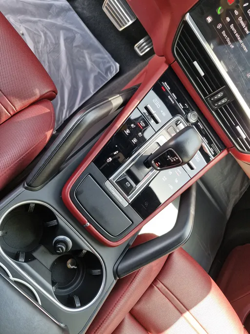 2022 Porsche Cayenne GTS 