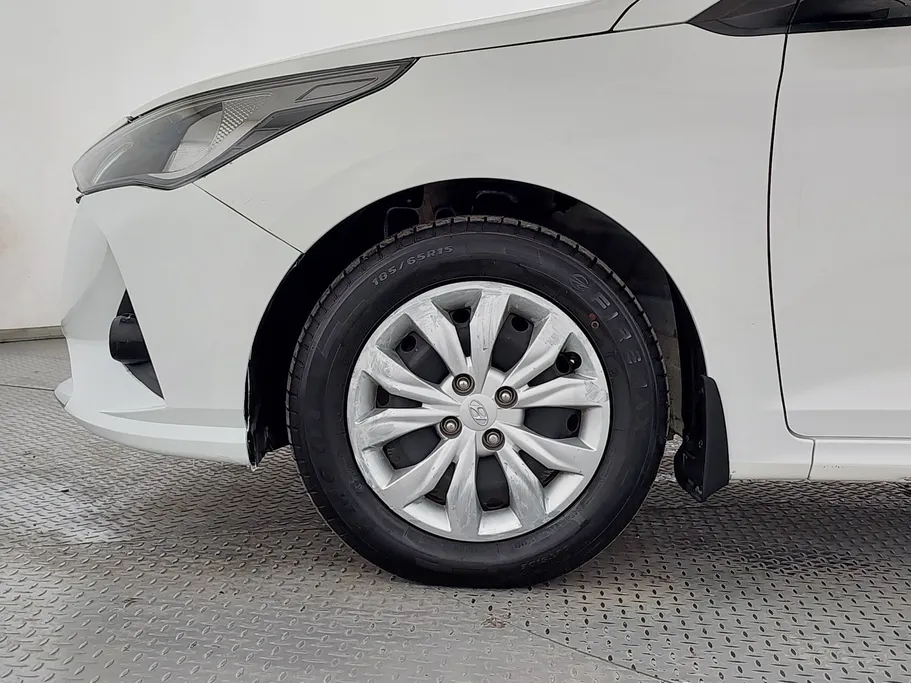 2021 Hyundai Accent Smart 