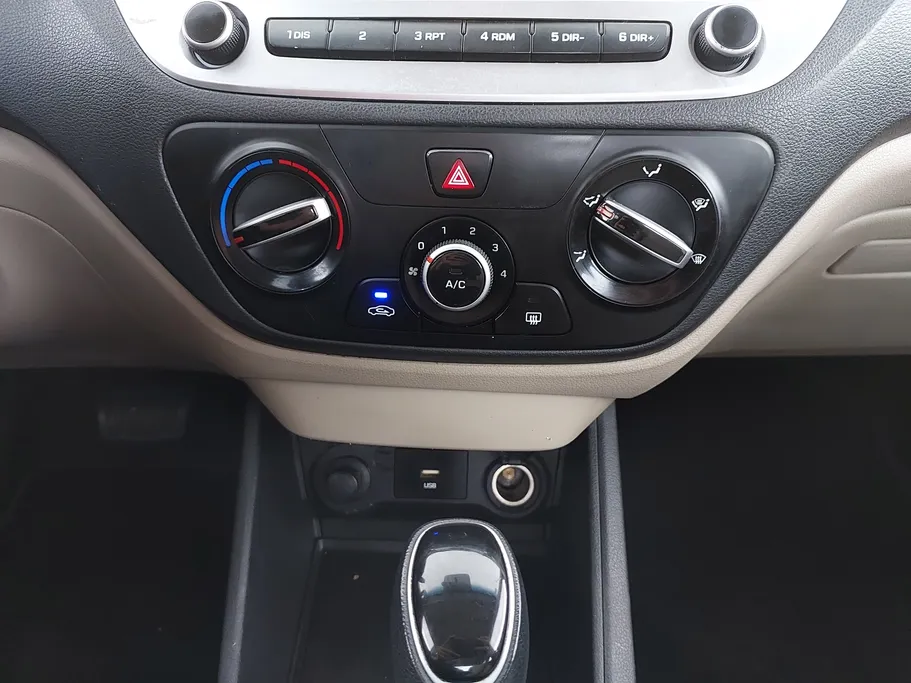 2021 Hyundai Accent Smart 