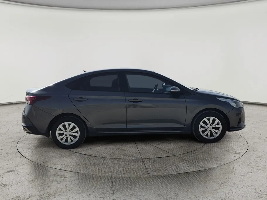2022 Hyundai Accent Smart 
