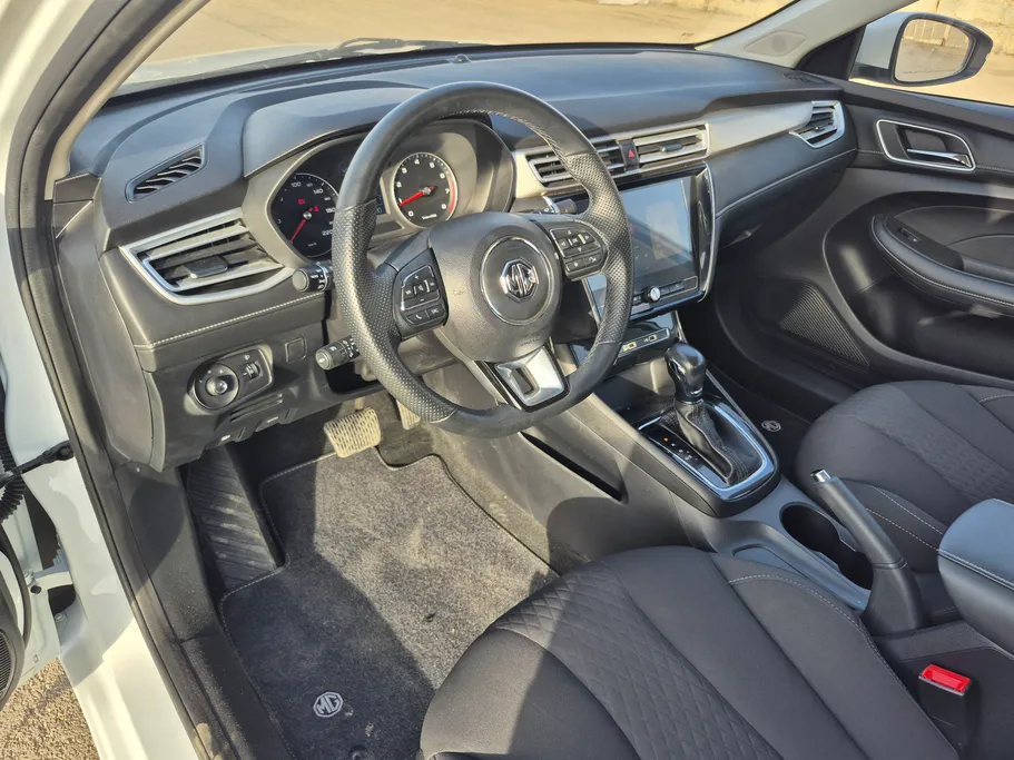 2024 MG 5 STD 