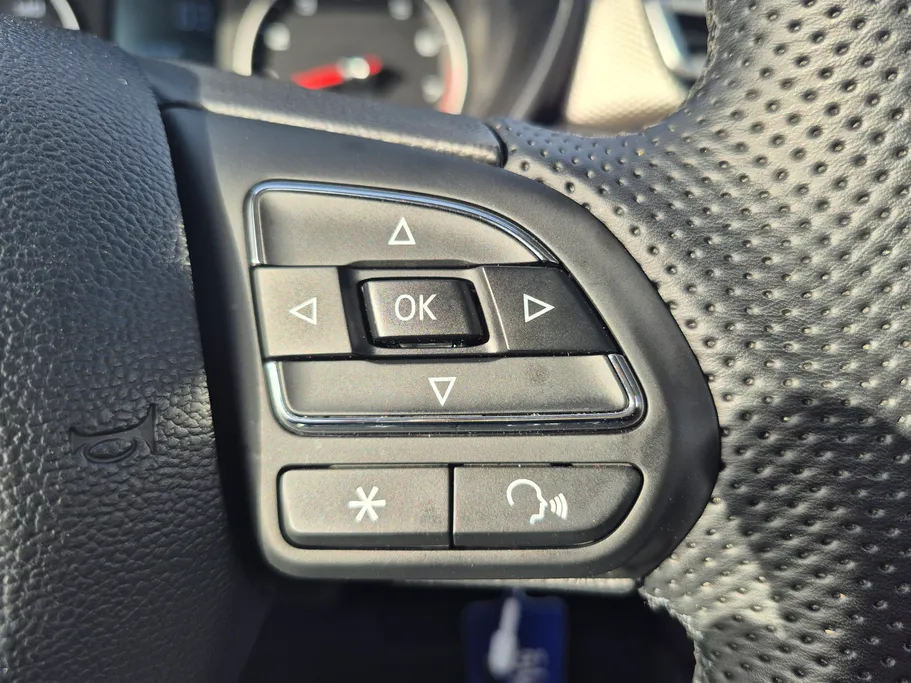 2025 MG 5 STD 