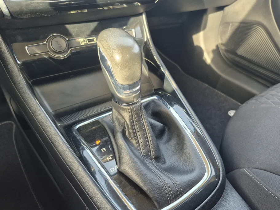 2025 MG 5 STD 