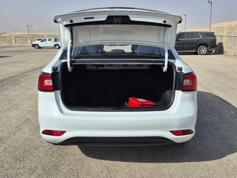 2024 MG 5 STD 