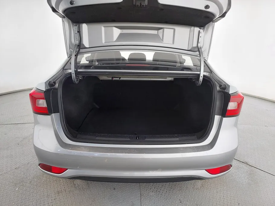 2023 MG 5 STD 