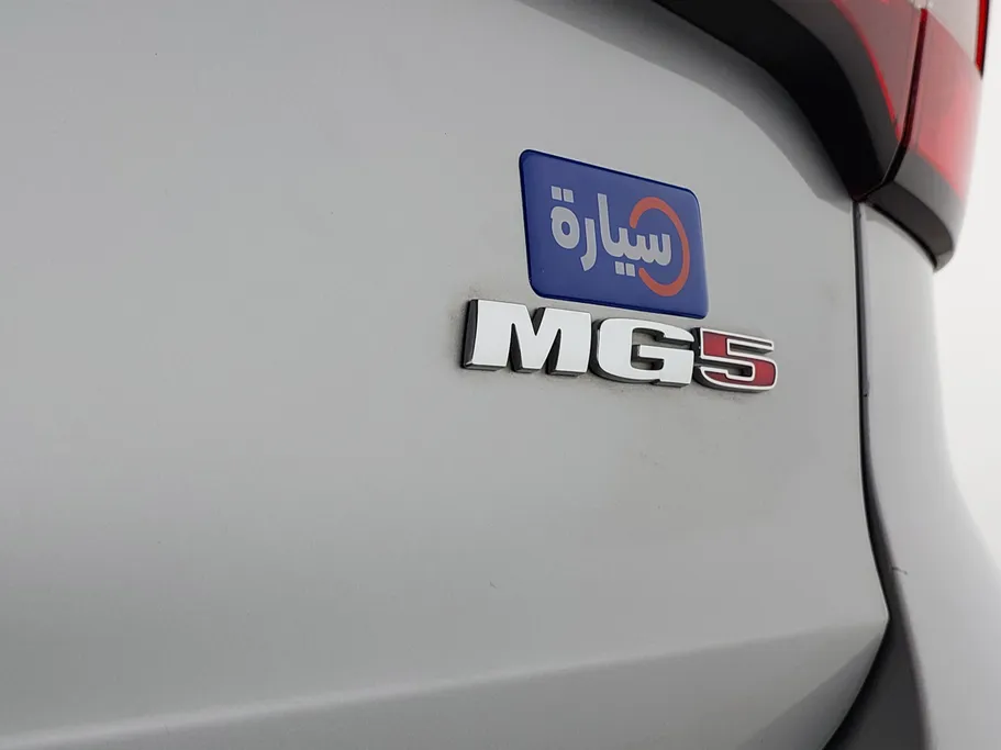 2023 MG 5 STD 