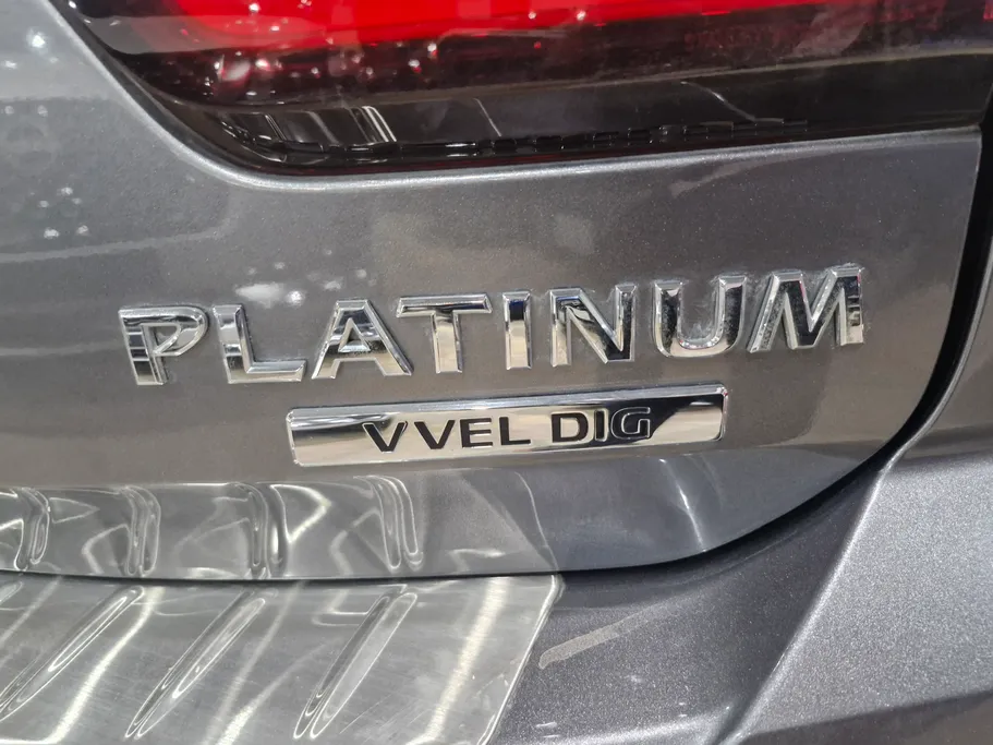 2023 Nissan Patrol Platinum 