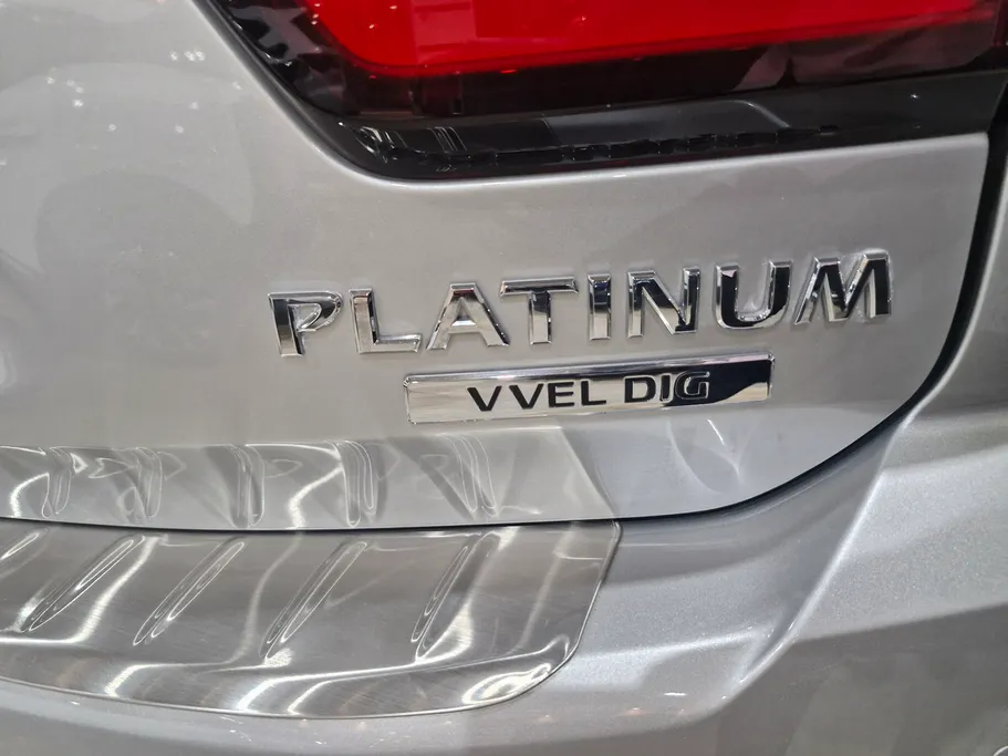 2023 Nissan Patrol Platinum 