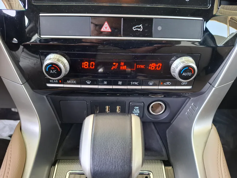 2022 Mitsubishi Montero Sport GLS-Premium 