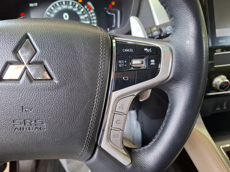 2022 Mitsubishi Montero Sport GLS-Premium 