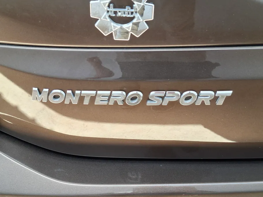 2022 Mitsubishi Montero Sport GLS-Premium 