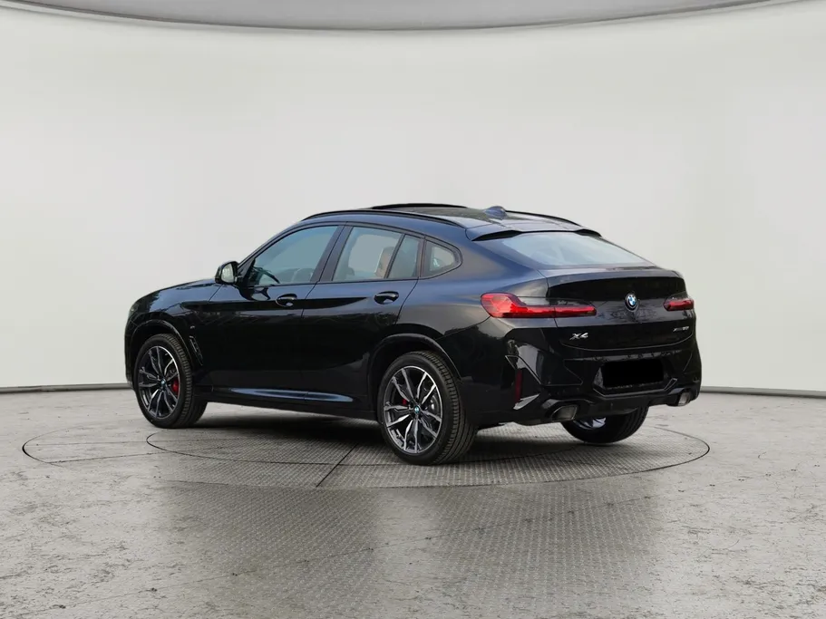 2025 BMW X Series 4 xDrive 30i 