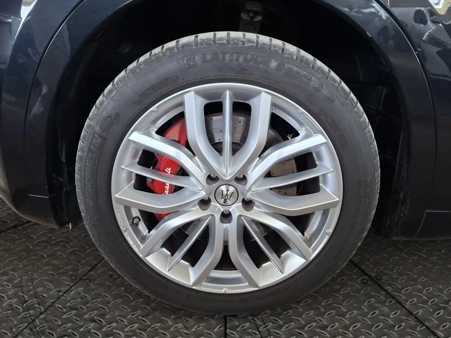 2022 Maserati Levante  