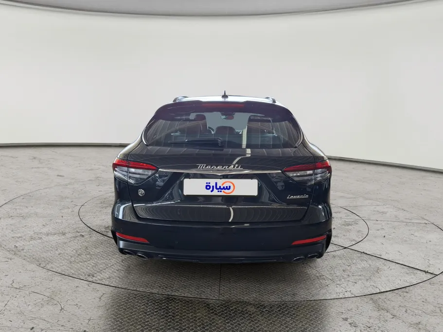 2022 Maserati Levante  