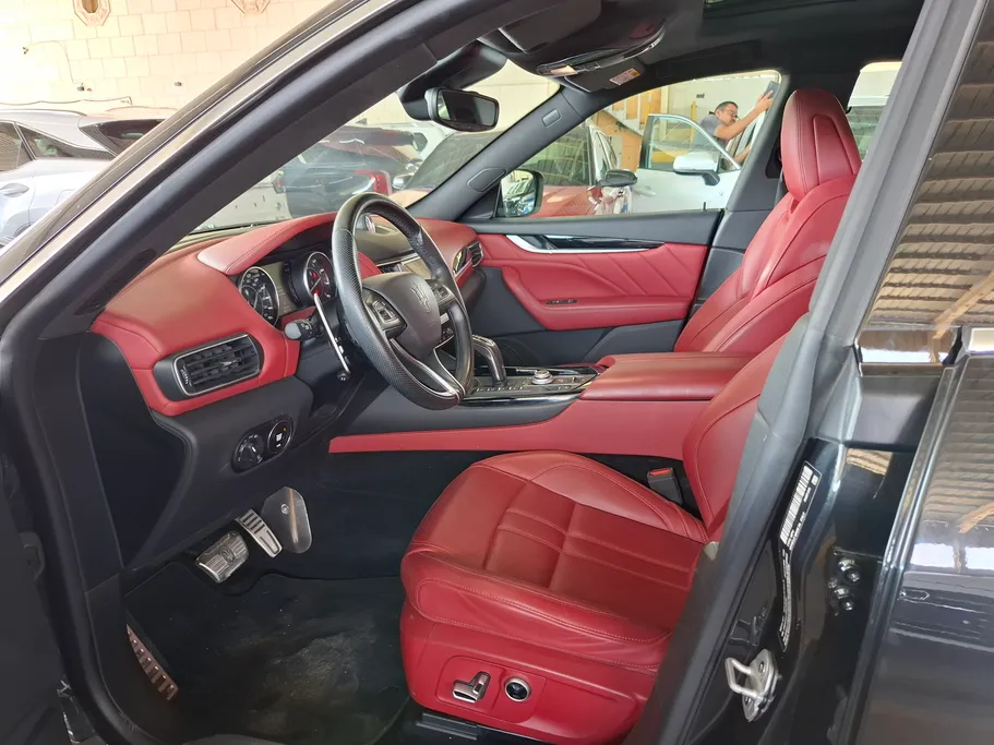 2022 Maserati Levante  