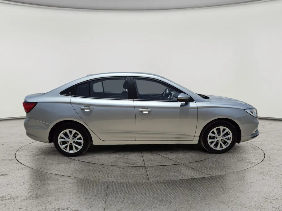 2025 MG 5 STD 