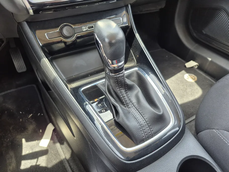 2025 MG 5 STD 