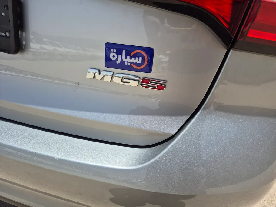 2025 MG 5 STD 