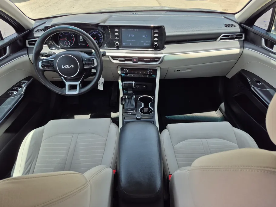 2023 Kia K5 LX 