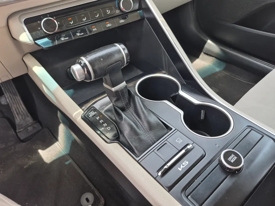 2023 Kia K5 LX 