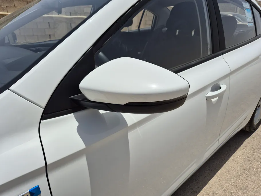 2025 MG 5 STD 
