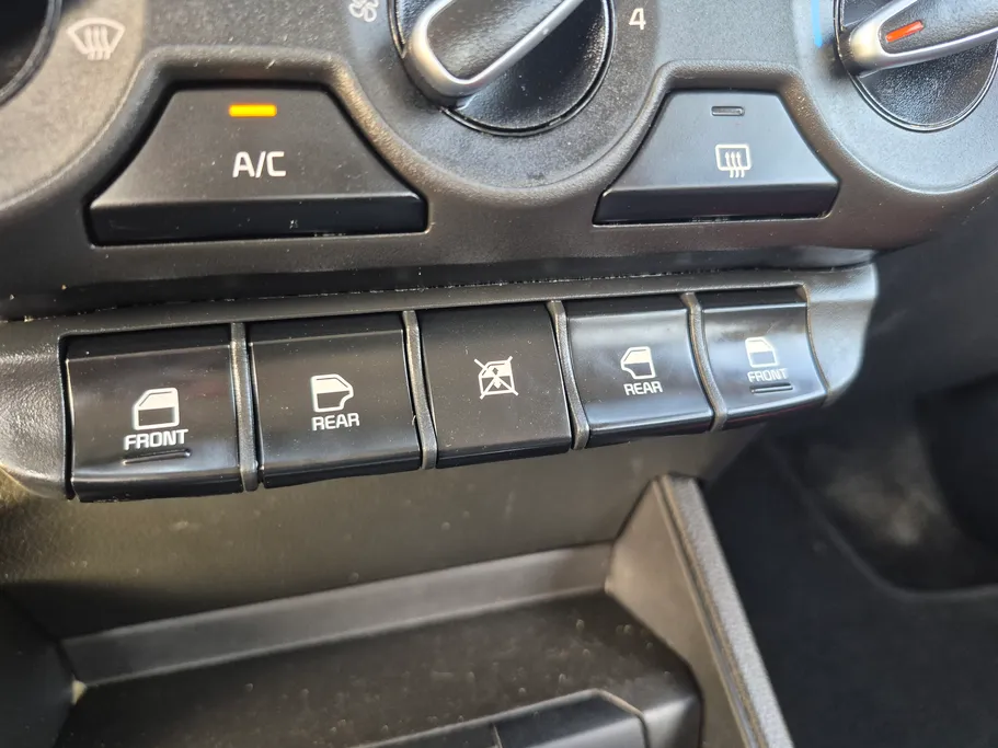 2024 Kia Pegas LX 