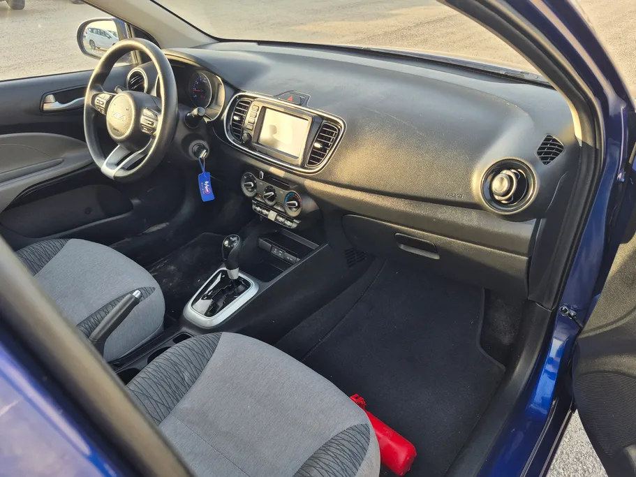 2024 Kia Pegas LX 