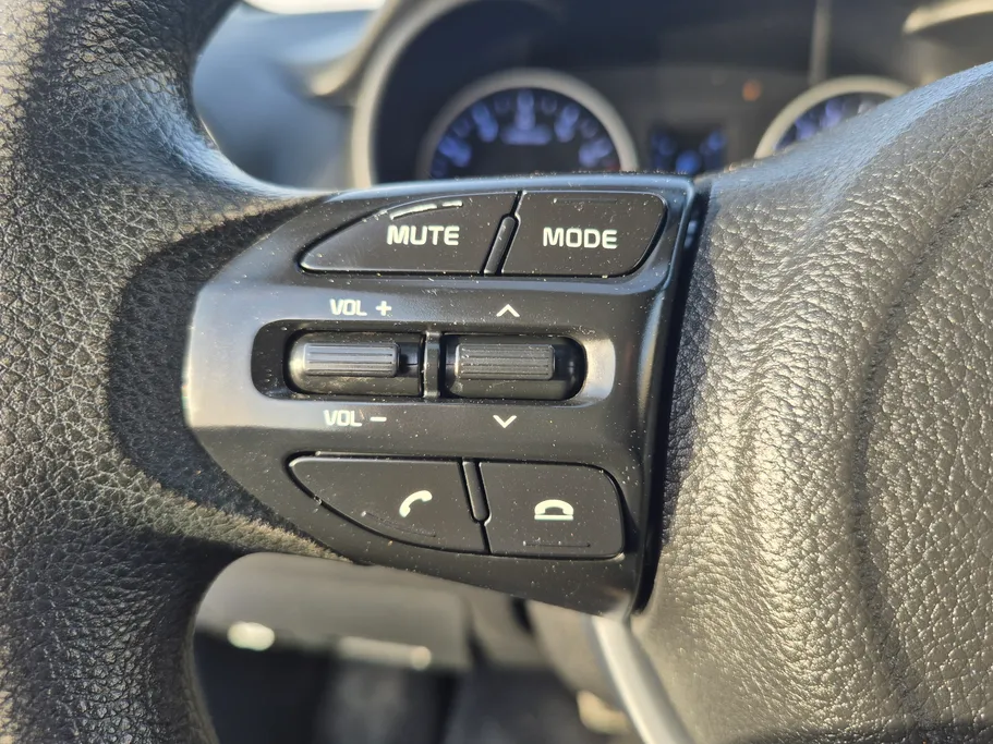 2024 Kia Pegas LX 