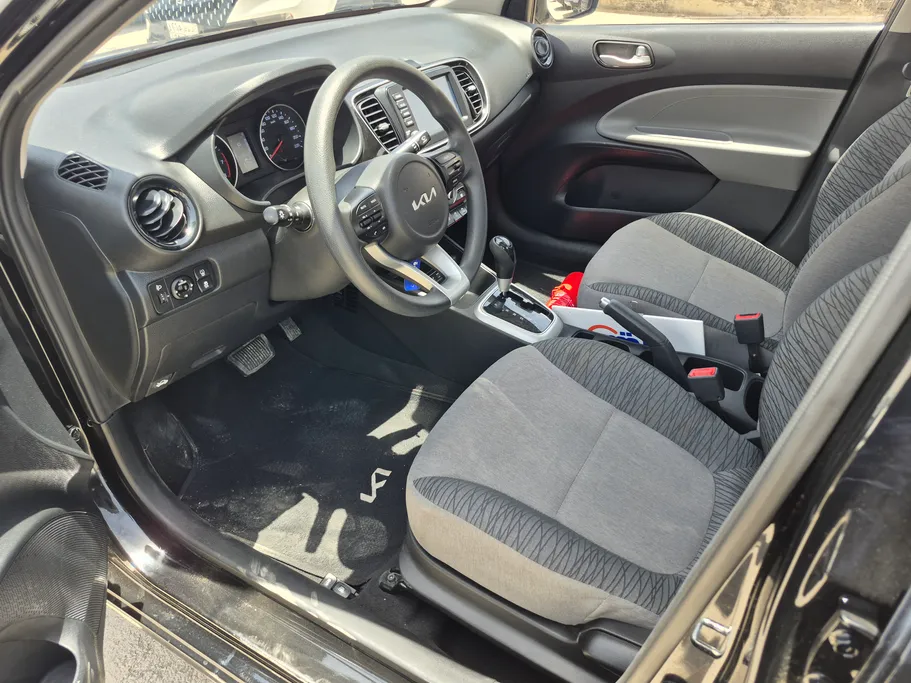 2024 Kia Pegas LX 