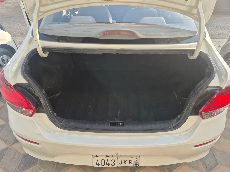 2024 Kia Pegas LX 